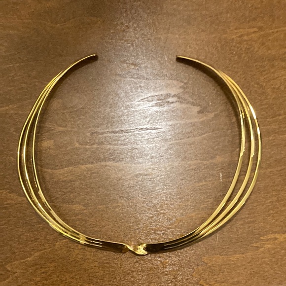Gold Tone Choker Necklace - Picture 2 of 6